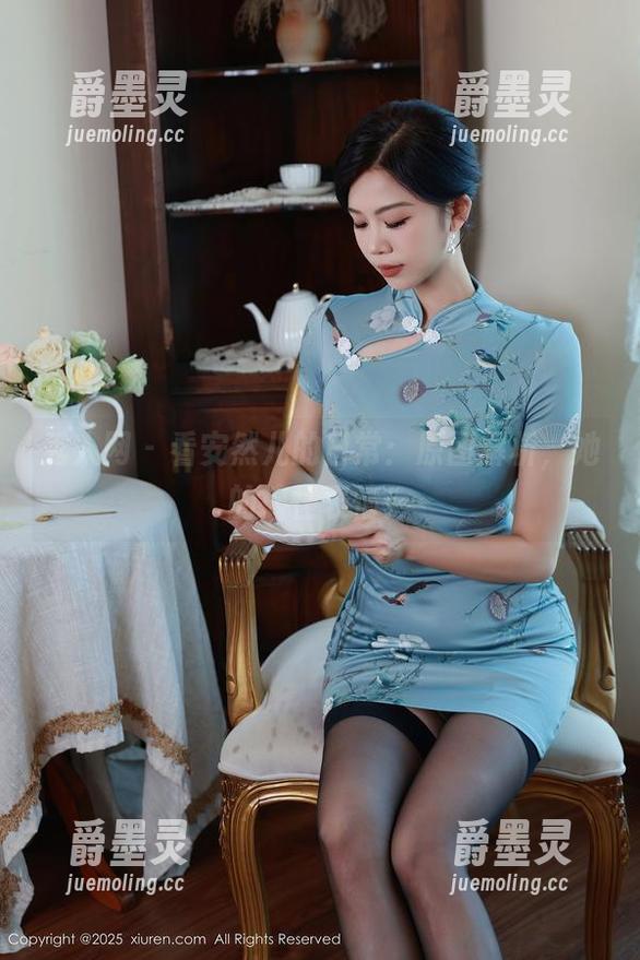 秀人网 - 看安然儿的日常：原图解析，她的搞怪表情！