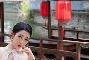 秀人网 – 每一张私房图片都在说：恩一的裸足，让人不想专注鞋子。