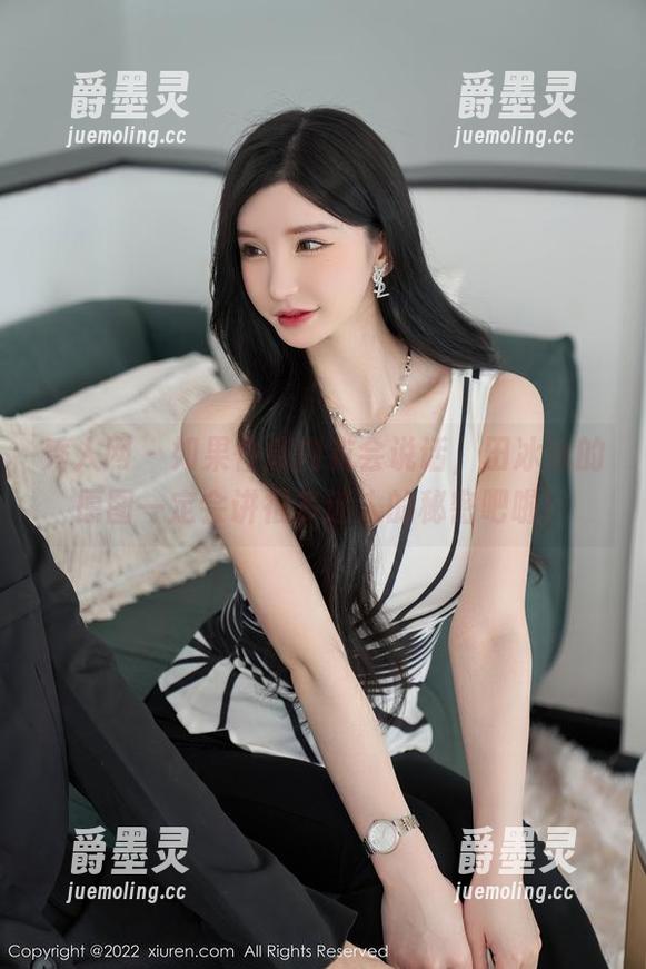 秀人网 - 如果性感内衣会说话，田冰冰的原图一定会讲很多迷人的秘密吧啦！