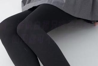 紧急企划 – 谁说白裙只能柔情似水，奶昔的网盘可不乏犀利。