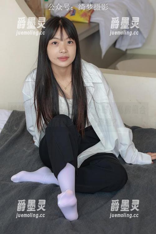 绮梦摄影 - 当白韵化身女仆时，私房照合集里藏着多少柔情蜜意？
