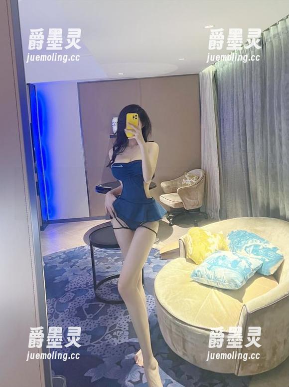 微密圈 - 葛征：这职业装图片拯救了我从乏味的工作日中