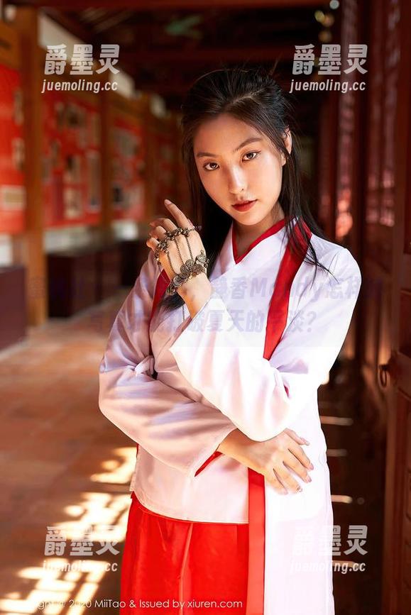 蜜桃社 - 一条短裤，静香Mandy怎样的写真才能打破夏天的平淡？