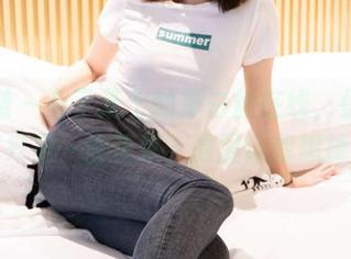 袜啵啵 – 有了芝士的厚白丝在线，你敢相信这只是一段花絮？原图让我想捧场！