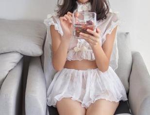 下载西瓜少女JK双拼袜全集，给你的穿搭来点‘袜’色！