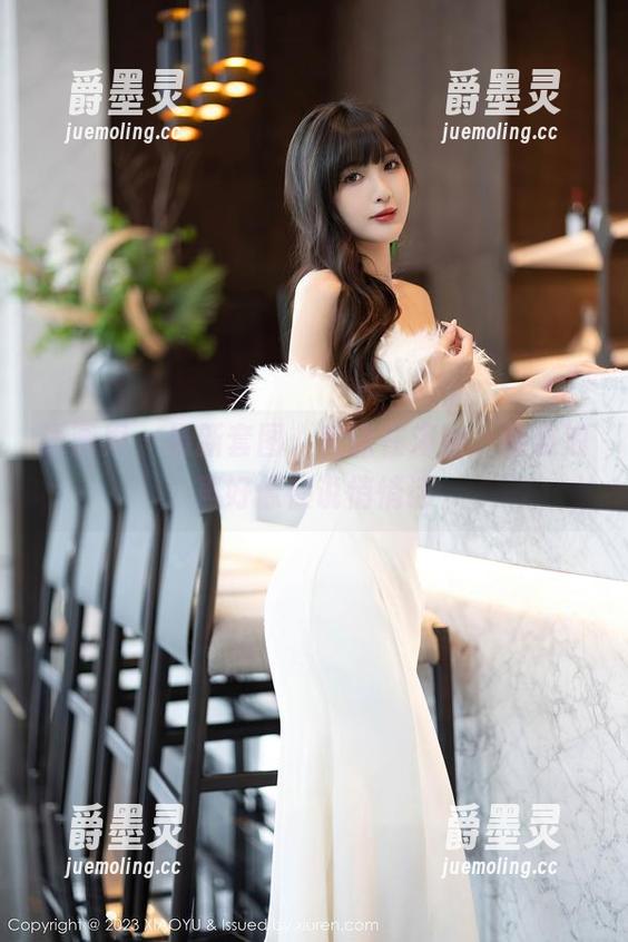 语画界 - 最新套图：言沫在海边，那波浪声好像在说悄悄话