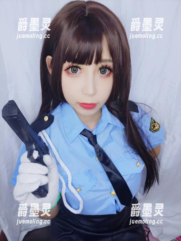 妈呀，雯粥粥的女仆照片！这内衣是……能不能帮我擦窗户？