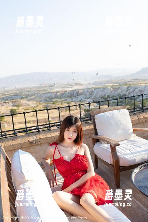 魅妍社-Olivia童安琪 魅妍社 - Olivia童安琪大晒天台最新图库,天空与我对话中…